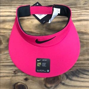 Women’s Nike visor